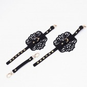 Черный фигурные оковы с золотистой фурнитурой - Crazy Handmade - купить с доставкой в Хабаровске