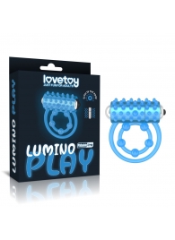 Голубое, светящееся в темноте виброкольцо Lumino Play Vibrating Penis Ring - Lovetoy - в Хабаровске купить с доставкой
