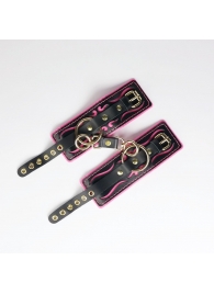 Черные кожаные наручники с розовой строчкой - Crazy Handmade - купить с доставкой в Хабаровске