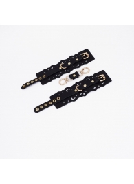 Черные кожаные наручники с узорами и золотистой фурнитурой - Crazy Handmade - купить с доставкой в Хабаровске