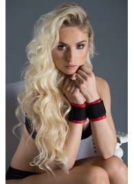 Полиуретановые манжеты для фиксации рук вместе Bound Together Wrist Restraints - Blush Novelties - купить с доставкой в Хабаровске