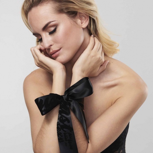 Черные ленты для связывания SILKY SENSUAL HANDCUFFS - Bijoux Indiscrets - купить с доставкой в Хабаровске